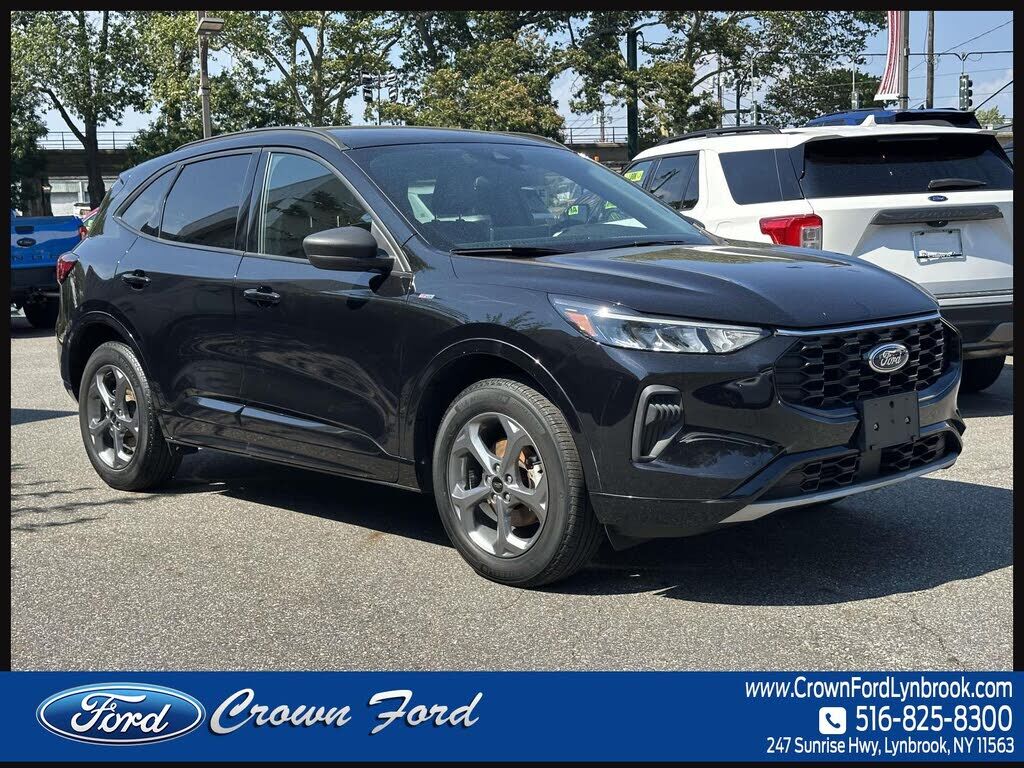 2023 FORD Escape