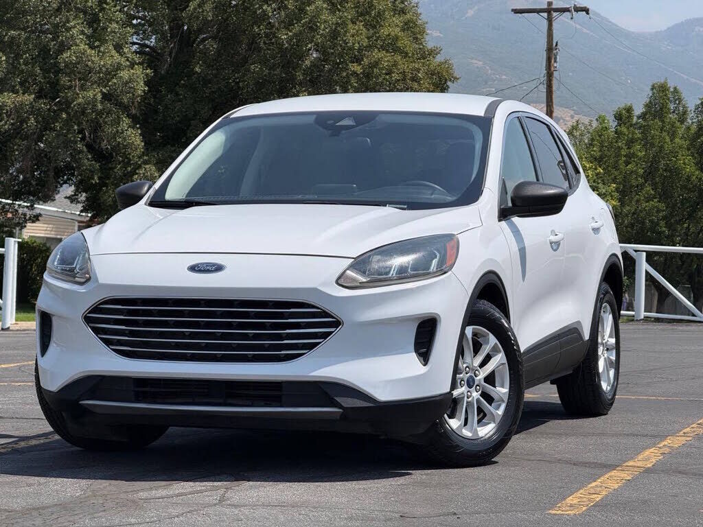 2022 FORD Escape