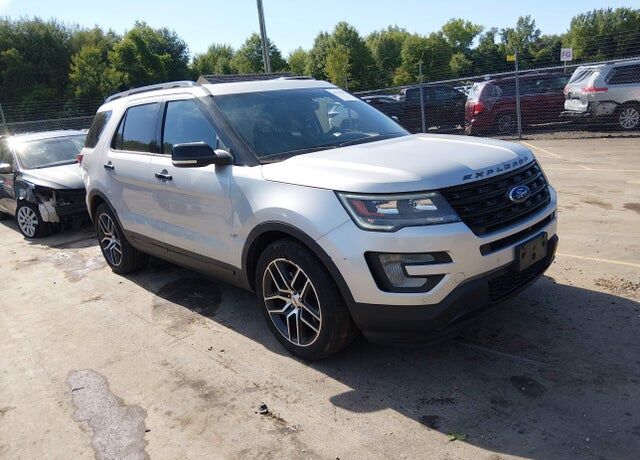 2017 FORD Explorer