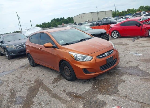 2015 HYUNDAI Accent
