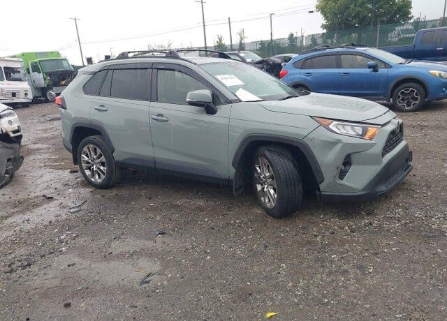 2019 TOYOTA RAV4