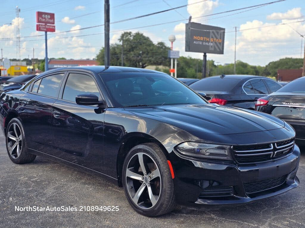 2017 DODGE Charger