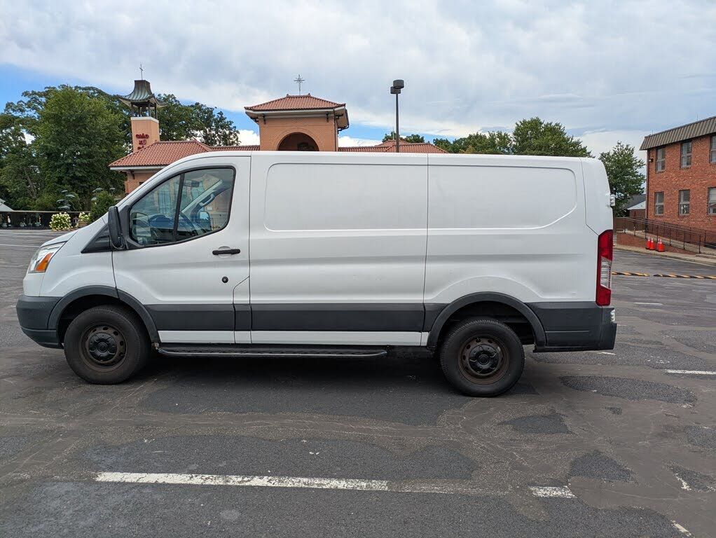 2017 FORD Transit