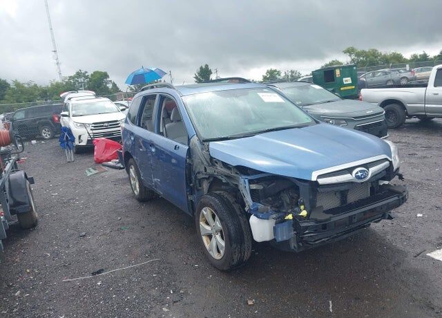 2016 SUBARU Forester