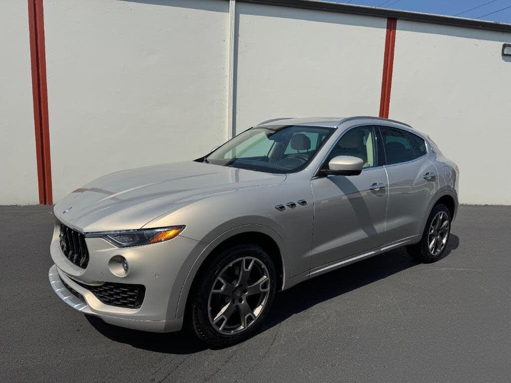 2017 MASERATI Levante