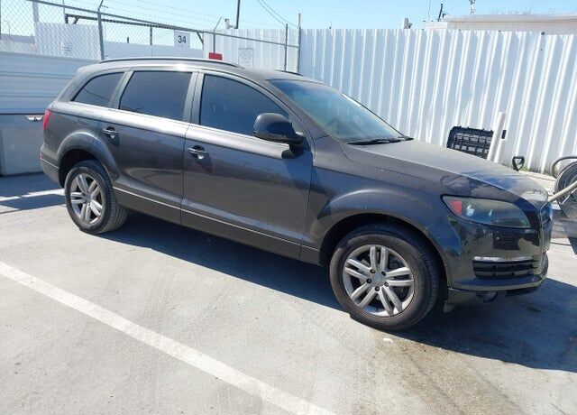 2009 AUDI Q7
