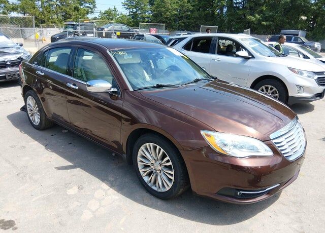 2012 CHRYSLER 200