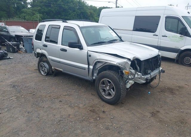 2005 JEEP Liberty