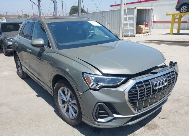 2023 AUDI Q3