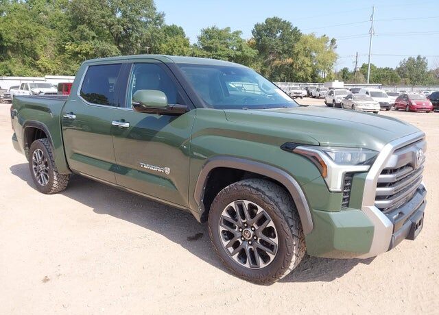 2022 TOYOTA Tundra