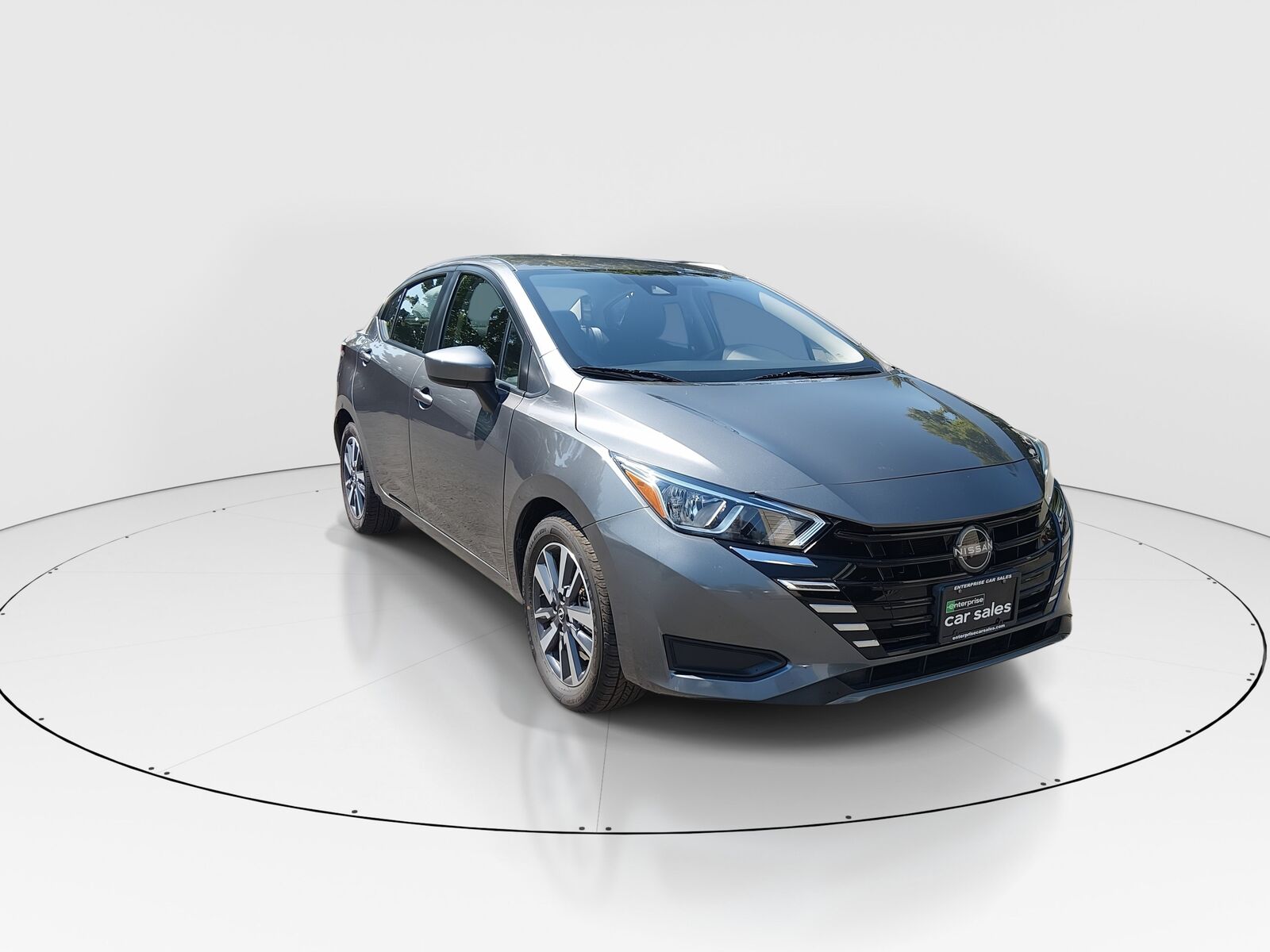2024 NISSAN Versa