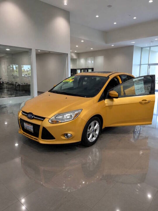 2012 FORD Focus