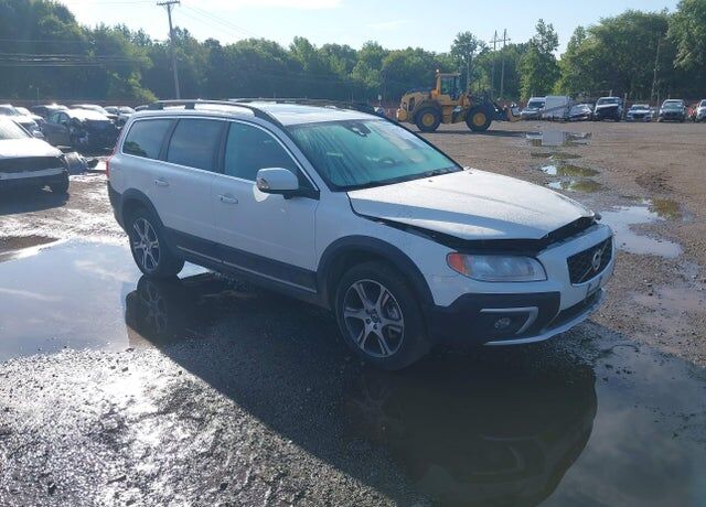 2015 VOLVO XC70