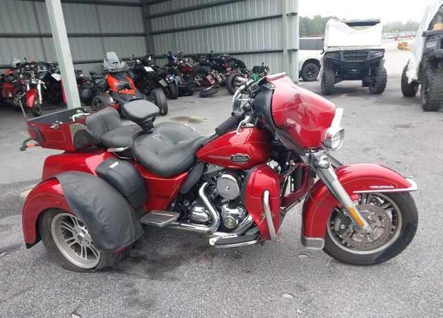2013 HARLEY DAVIDSON Tri Glide Ultra Classic