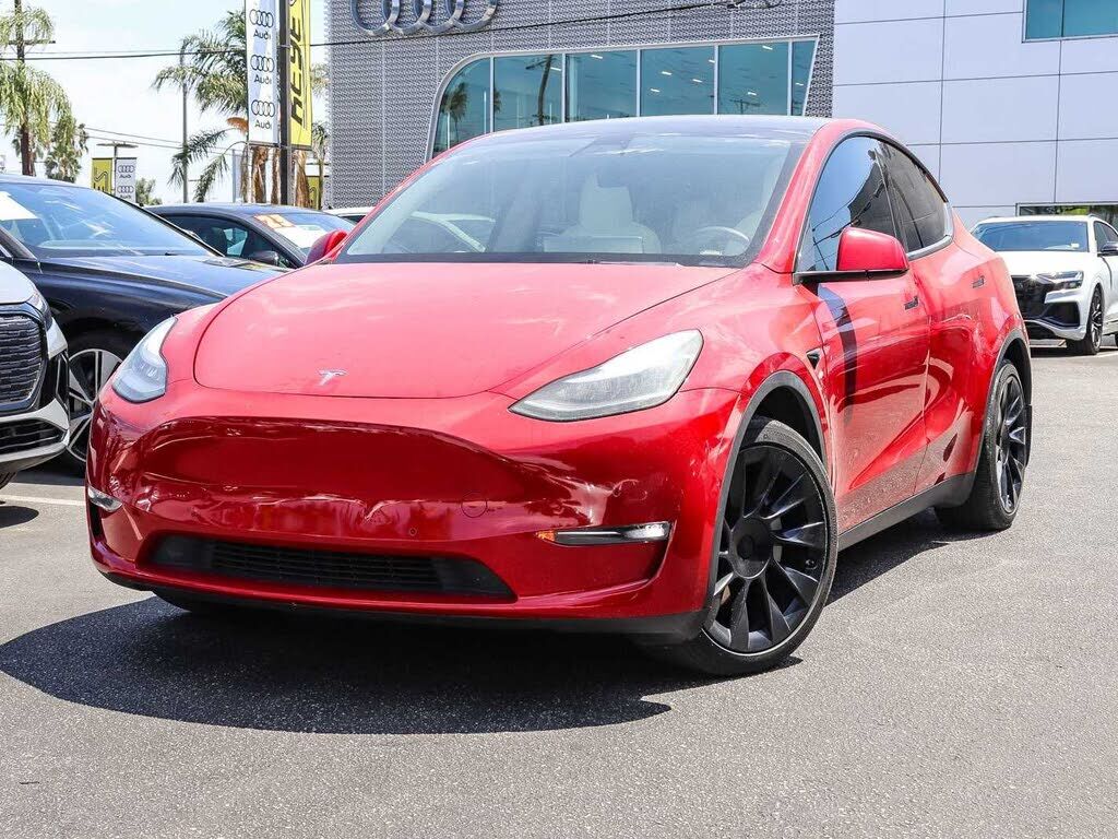 2021 TESLA Model Y