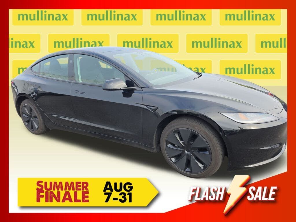 2025 TESLA Model 3