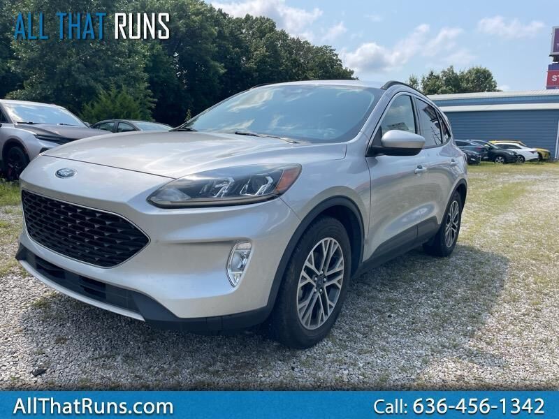 2020 FORD Escape