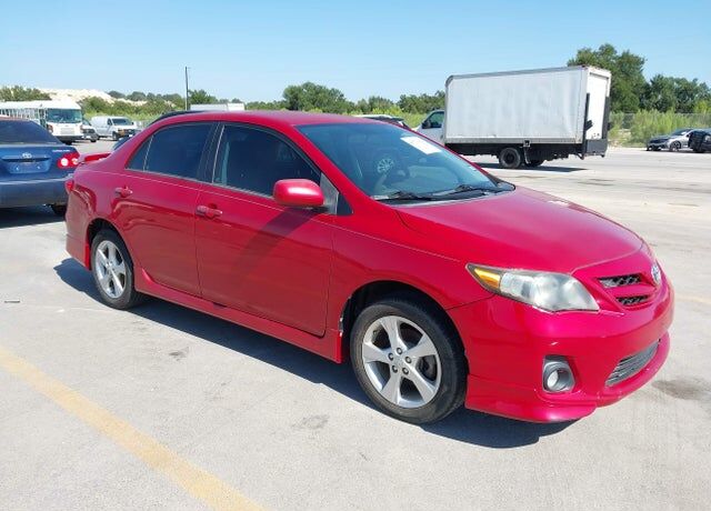 2013 TOYOTA Corolla