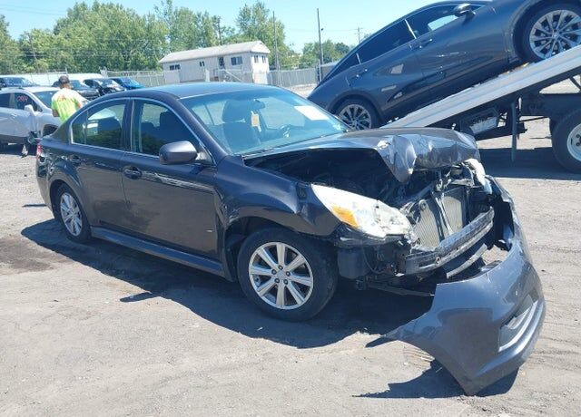 2012 SUBARU Legacy