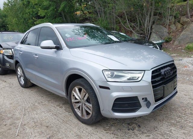 2016 AUDI Q3