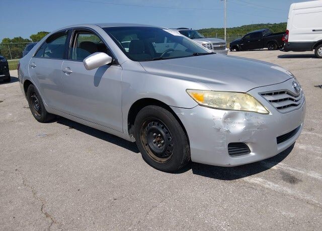 2010 TOYOTA Camry