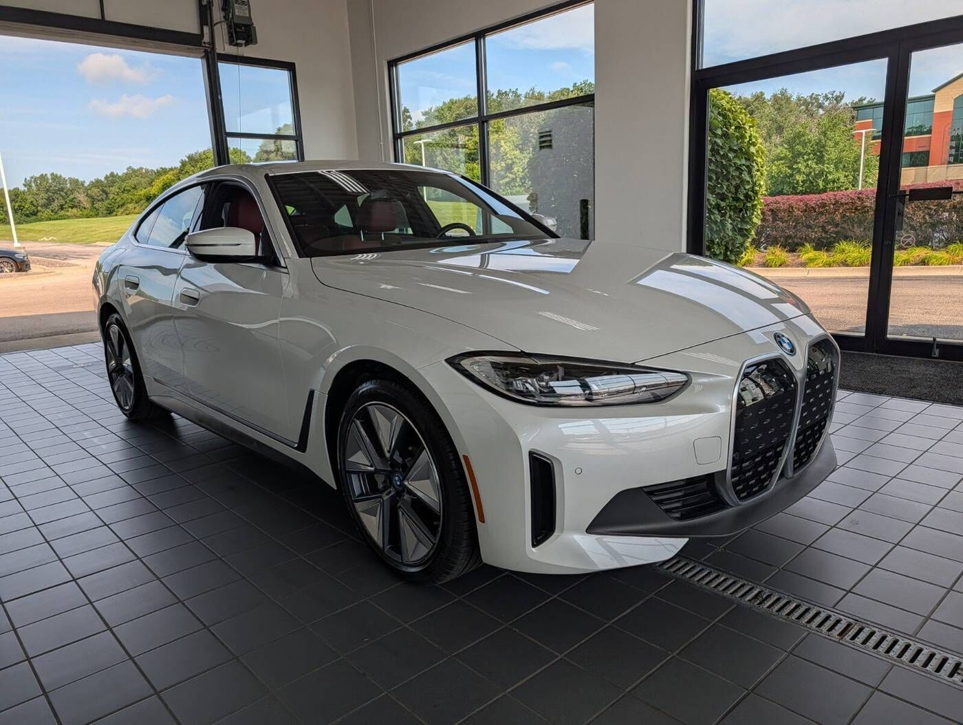 2023 BMW i4