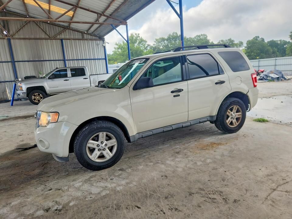 2011 FORD Escape