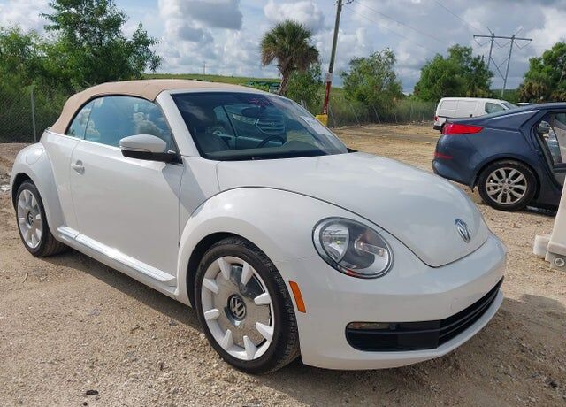 2013 VOLKSWAGEN Beetle