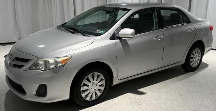 2011 TOYOTA Corolla