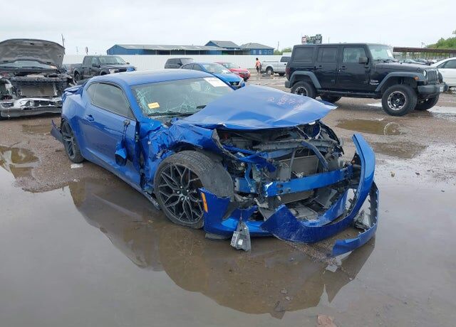 2017 CHEVROLET Camaro