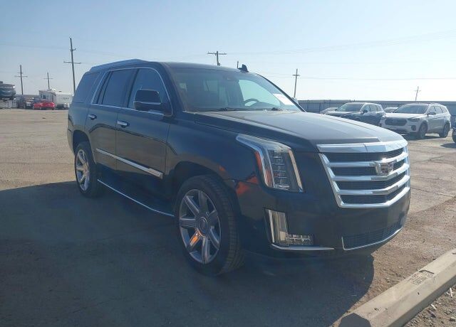 2018 CADILLAC Escalade