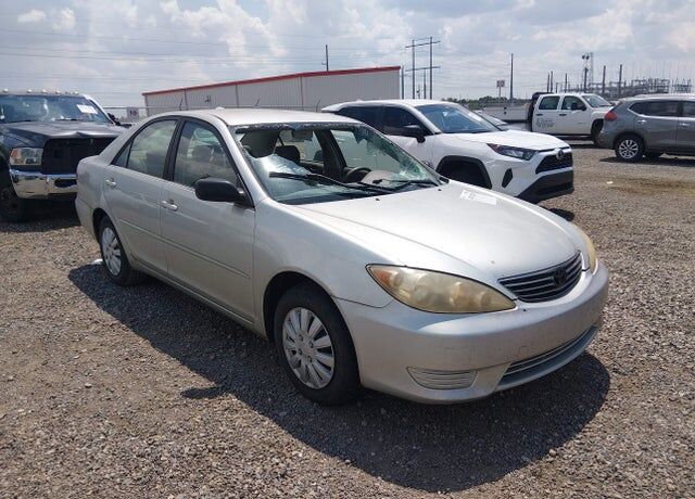 2005 TOYOTA Camry