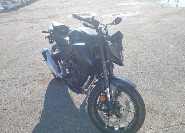 2025 HONDA CB
