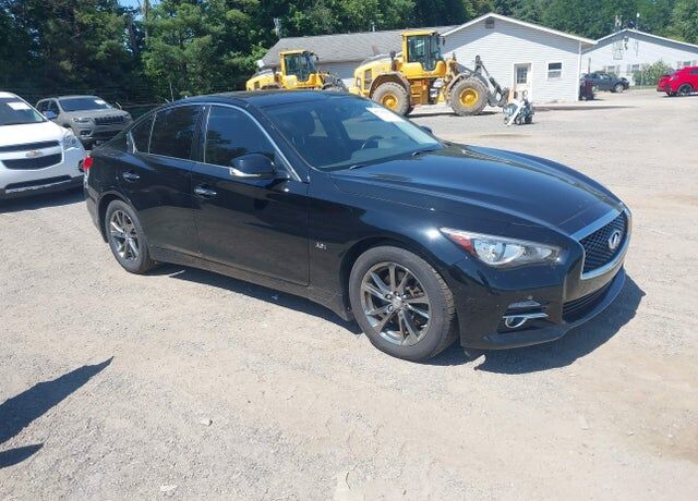 2017 INFINITI Q50