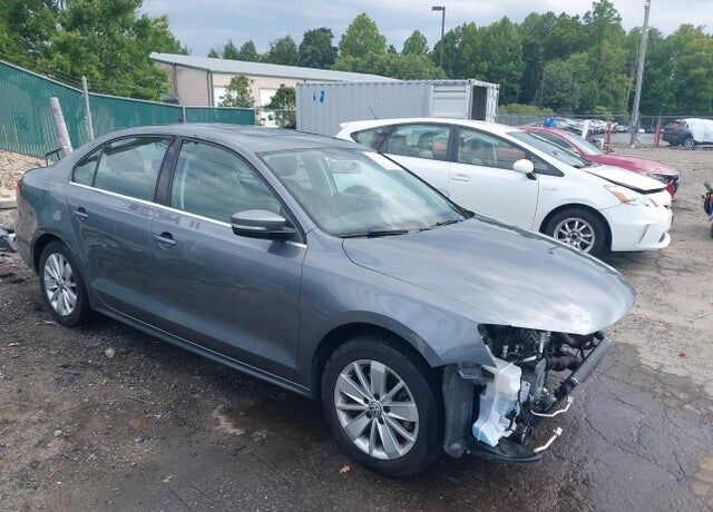 2015 VOLKSWAGEN Jetta