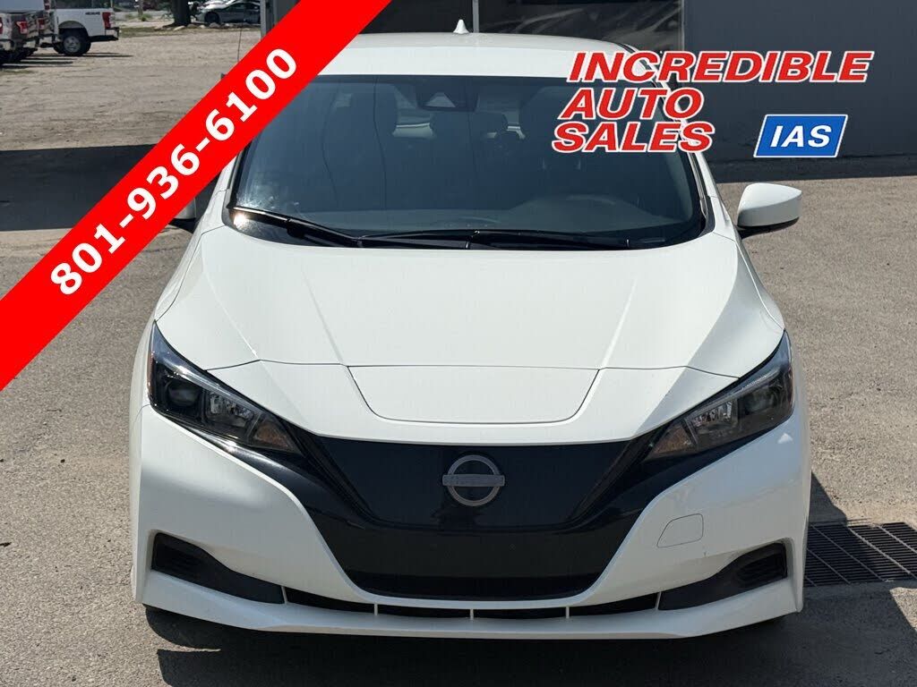 2025 NISSAN Leaf