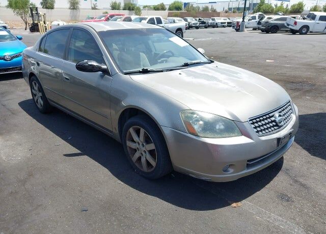 2005 NISSAN Altima