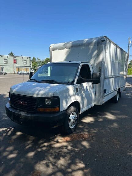 2015 GMC Savana