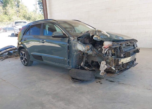2023 KIA Niro