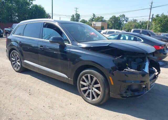 2017 AUDI Q7