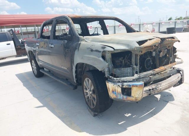 2016 TOYOTA Tundra