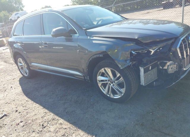 2022 AUDI Q7