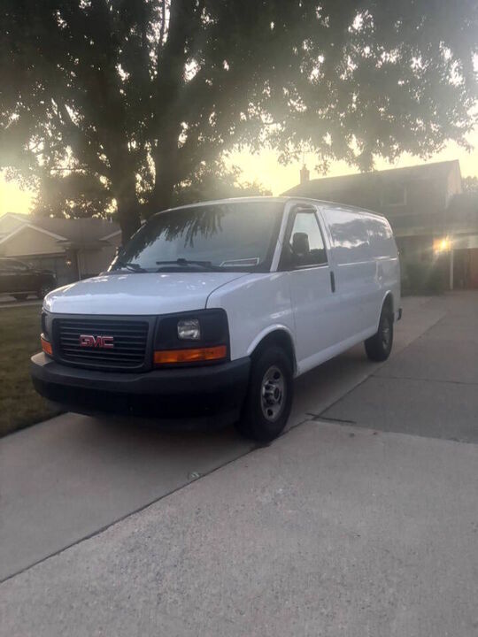 2017 GMC Savana