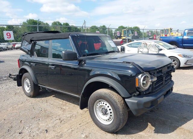 2022 FORD Bronco