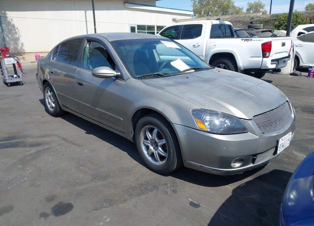 2005 NISSAN Altima
