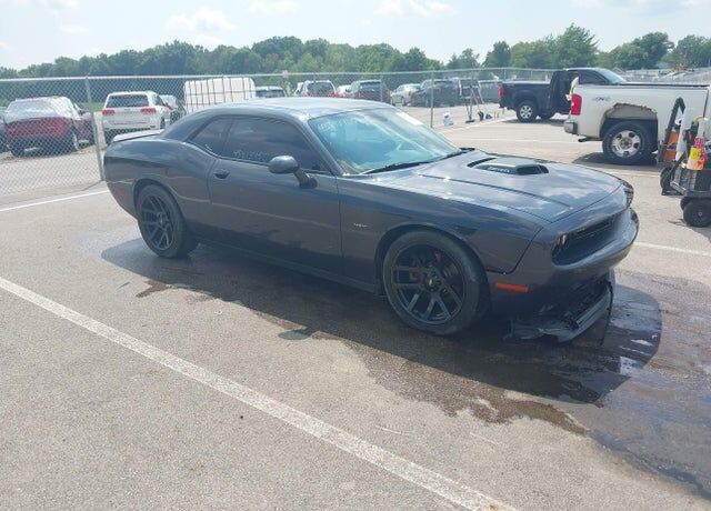 2017 DODGE Challenger