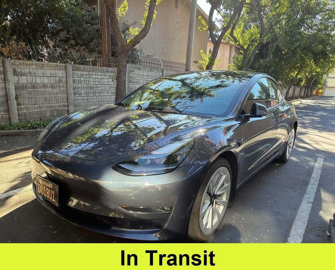 2022 TESLA Model 3