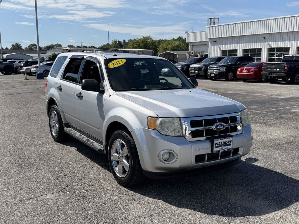 2011 FORD Escape