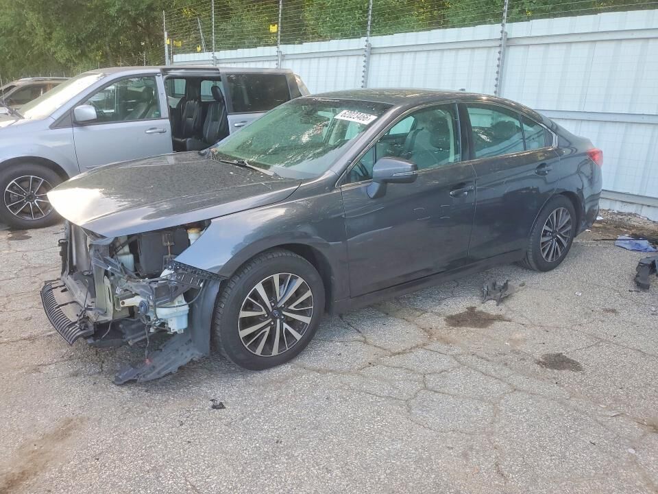 2018 SUBARU Legacy