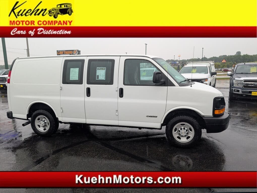 2004 CHEVROLET Express
